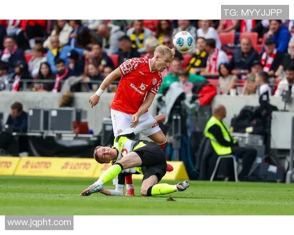 美因茨客场大胜科隆，保级形势一片明朗